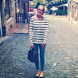 Meet your Posher, Elizabeth